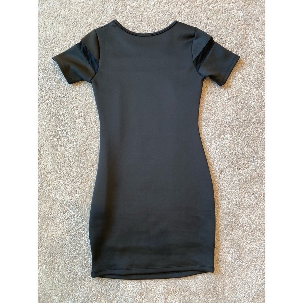 Forever 21 Black Dress - Picture 2 of 4